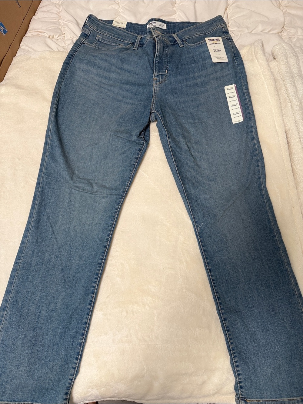 Signature by Levi Strauss Women's Medium Blue Straight Leg Jeans